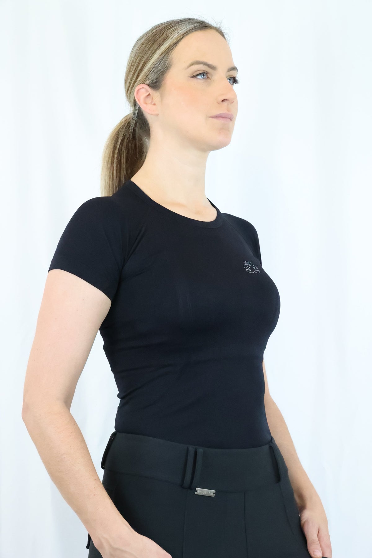 EQUEENE Short Sleeve Seamless Riding Top - Black
