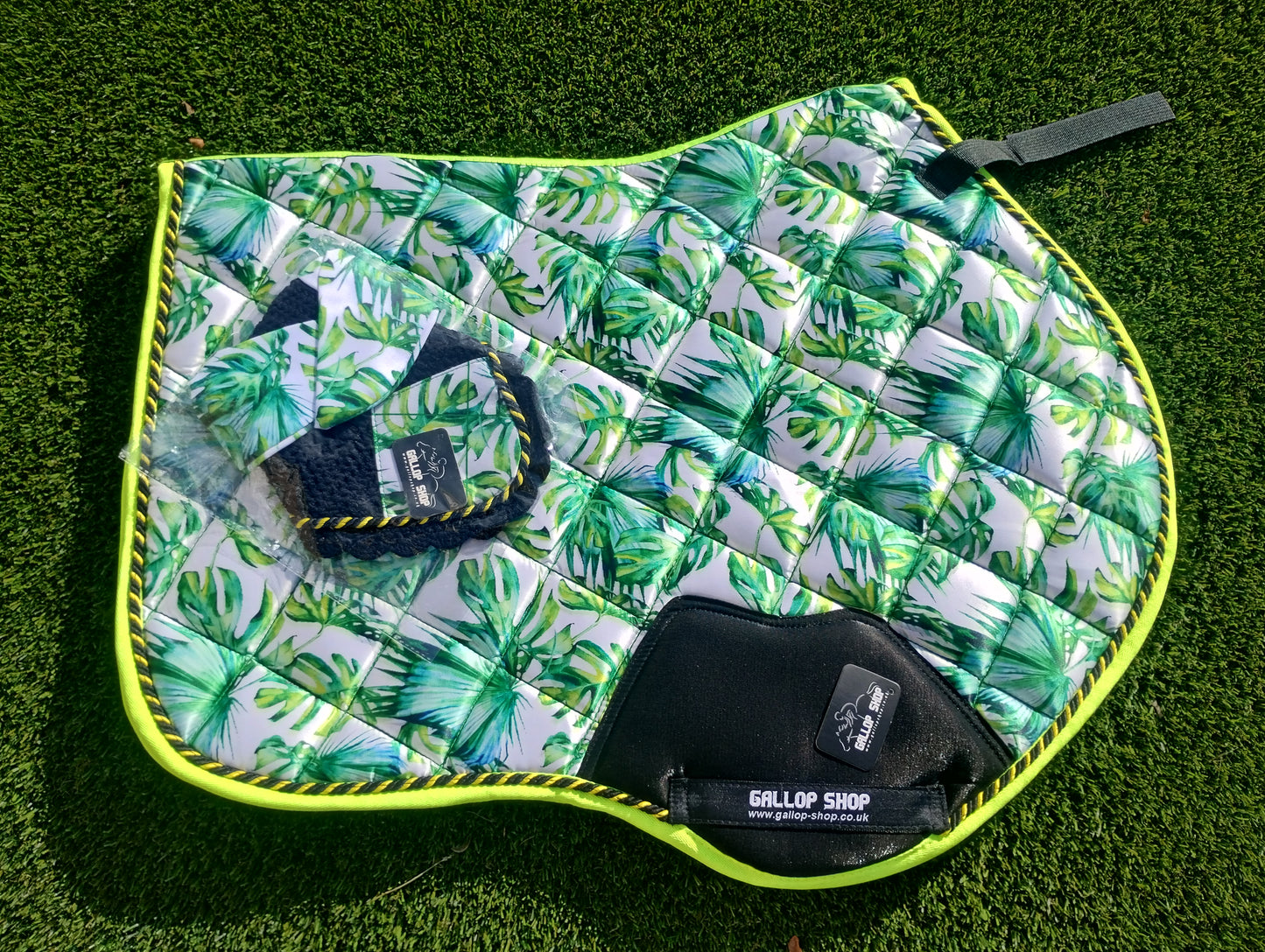 Full- Saddle pad and fly hood set