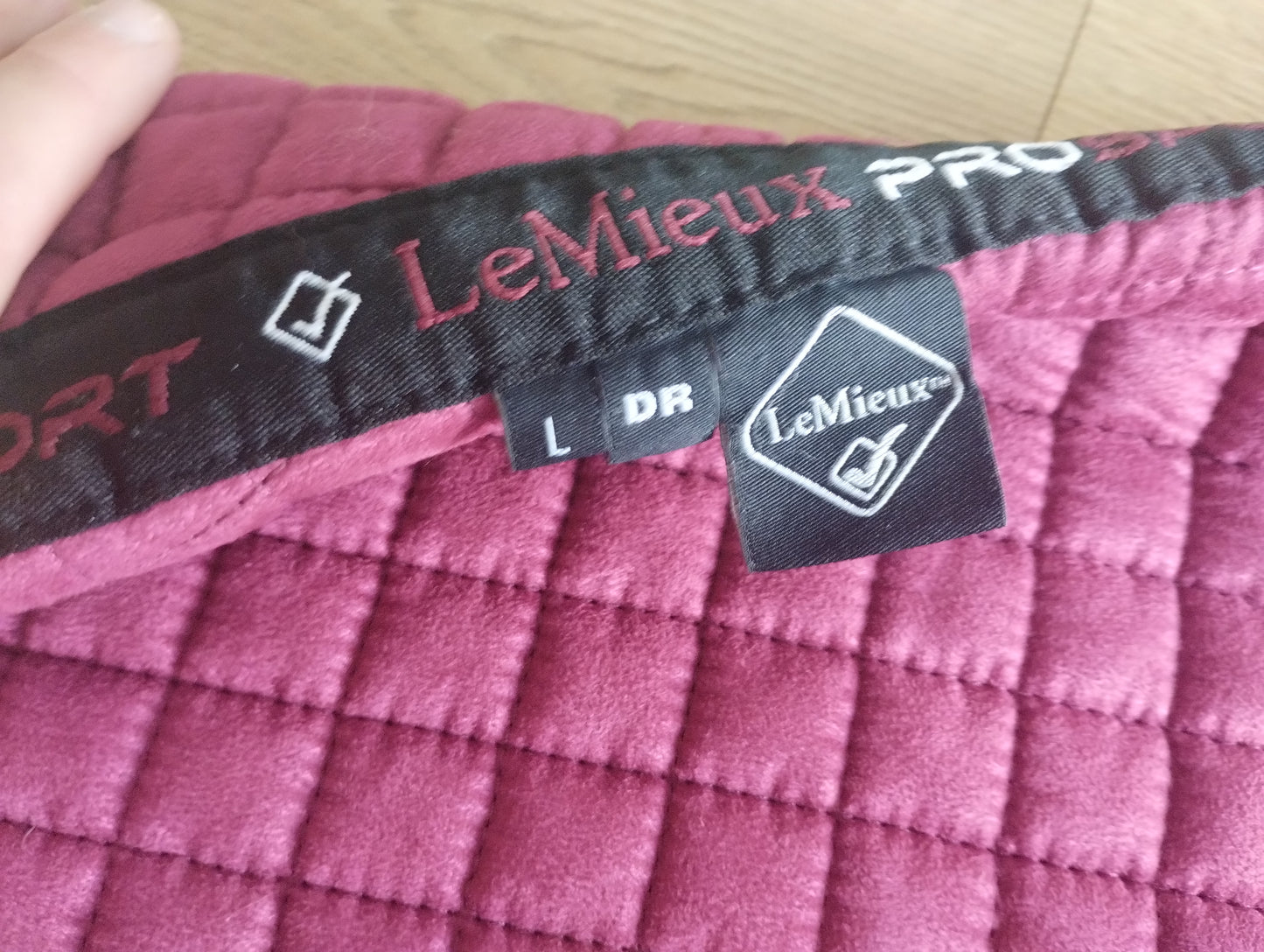 Large Lemieux Mulberry Saddle pad and fly hood set