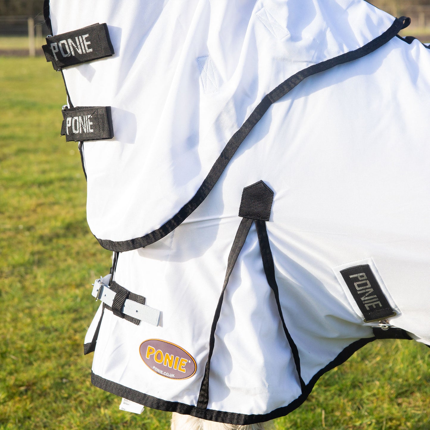 NEW PONIE Dual 5-Point Fly Rug & Neck Set