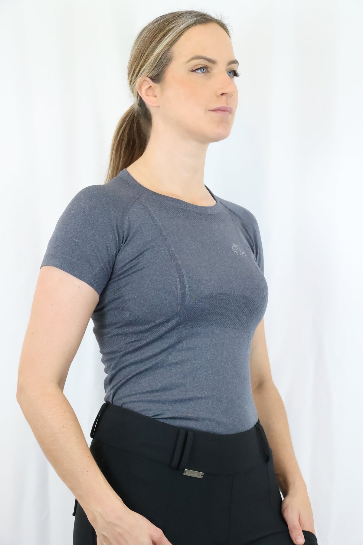 EQUEENE Short Sleeve Seamless Riding Top - Charcoal