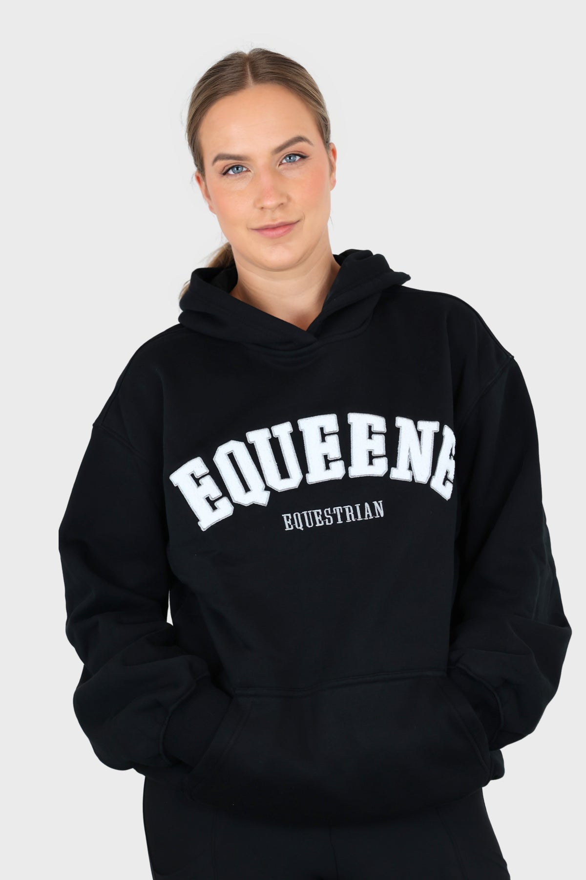 EQUEENE Ellie Oversized Hoodie - Black