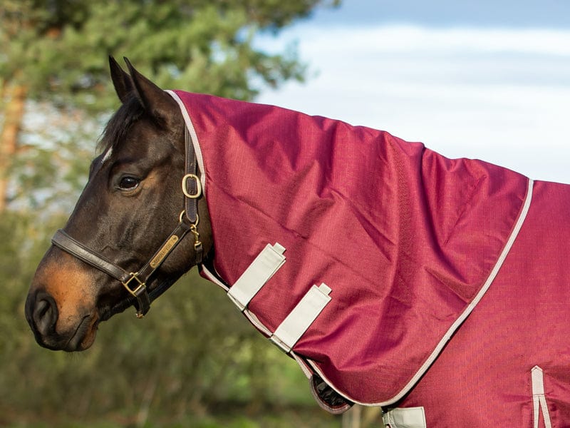 Swish 100g Burgundy Turnout Rug Neck Cover