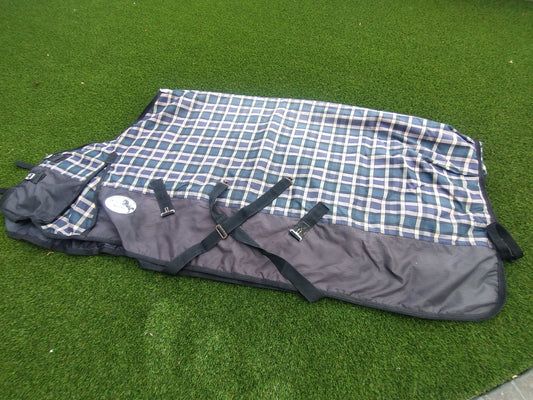 6'9 Equidor medium Turnout Rug
