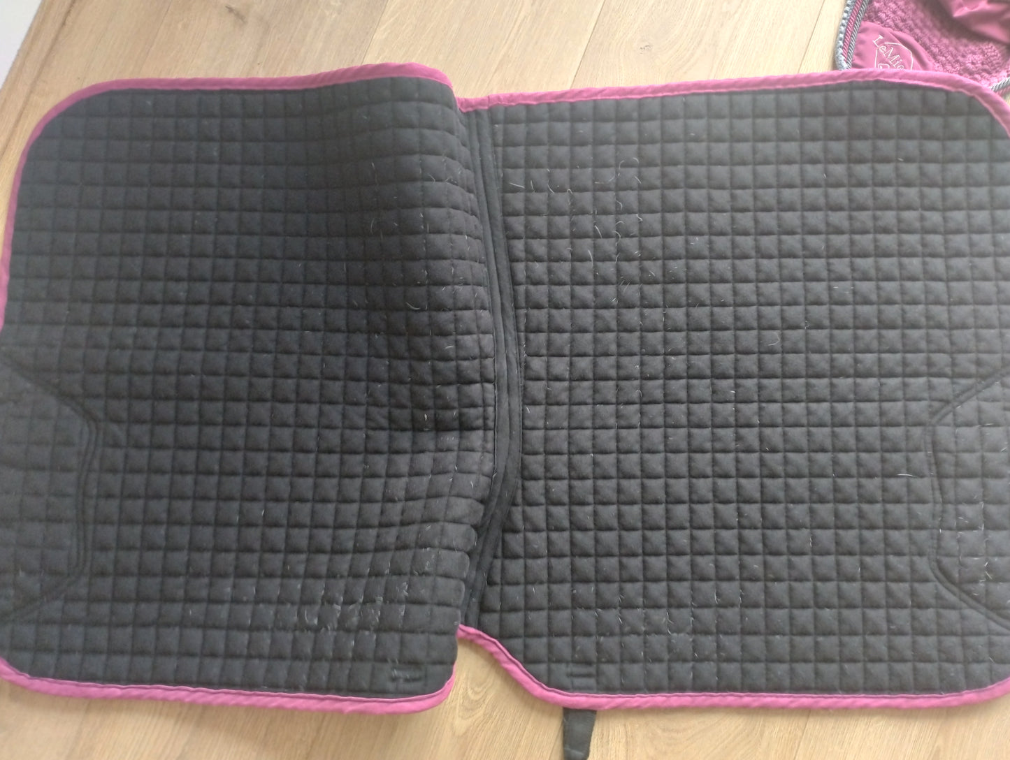 Large Lemieux Mulberry Saddle pad and fly hood set